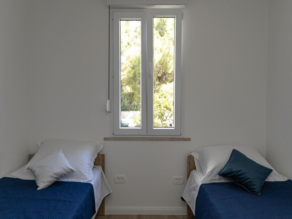 Apartment Matea Mokošica Esterno foto